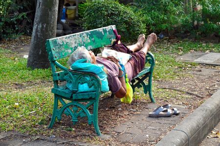 Photos of ordinary people in a Park in Bangkok. Asian passers-by.のeditorial素材