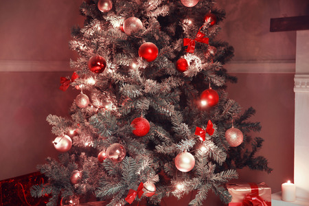 Christmas gifts, Christmas tree backgroundの写真素材