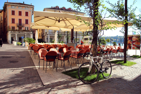 Salo, Italy, 30 October 2015 Empty cafe in a small Italian town.のeditorial素材