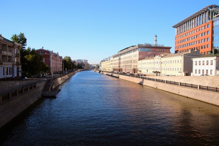 August 27, 2016 Moscow, Russia, View of the waterfront Ozerkovskaya in Moscow.のeditorial素材