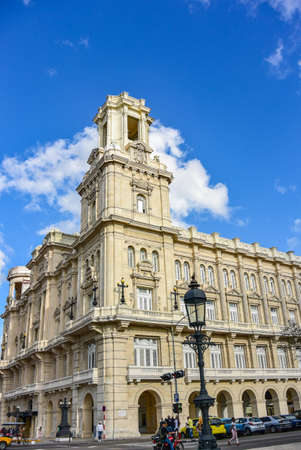 havana. Cuba - March 27, 2019 : street scene with old colorful buildings in Old Havanaのeditorial素材
