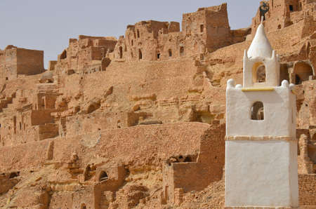 Views over the ancient town of Chenini in southern Tunisiaのeditorial素材