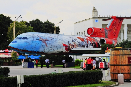 the layout of the aircraft in the city Parkのeditorial素材