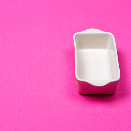 long form for baking on a pink backgroundの写真素材