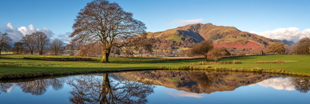 Scenic View of the Lake District National Park in Autumn with Reflections, Cumbria, Englandの素材