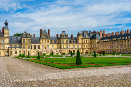 Fontainebleau Palace Majestic View A French Architectural Masterpiece, Enchanting Landscapeの写真素材