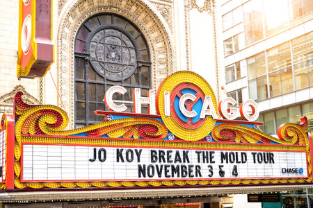 CHICAGO, ILLINOIS - NOVEMBER 2, 2018: Chicago Theater sign on State Street in the heart of Loop district area - Opened in 1921 the theater was renovated in the 80s and represents an icon of the cityのeditorial素材