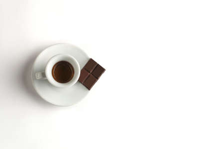 white coffee cup with chocolate on white background, Cup of espresso.Top viewの写真素材