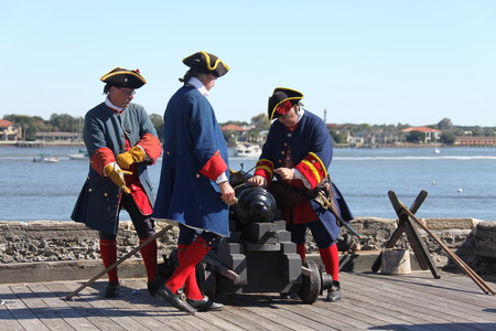 historical performance in Castillo de San Marcosのeditorial素材