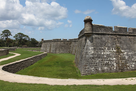 The Castillo de San Marcos is the oldest masonry fort in the continental United States, located on the western shore of Matanzas Bay in the city of St. Augustine, Florida.のeditorial素材