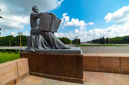 City the Moscow .view of the Moscow State University named after M.V. Lomonosov.central building .monumental compositions âEternal youth of scienceâRussia.2019のeditorial素材