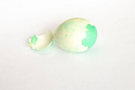 boiled easter egg and eggshellの写真素材