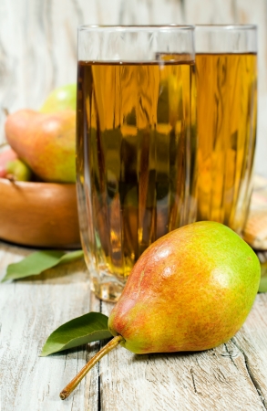 pear juice with fresh fruit close-upの写真素材