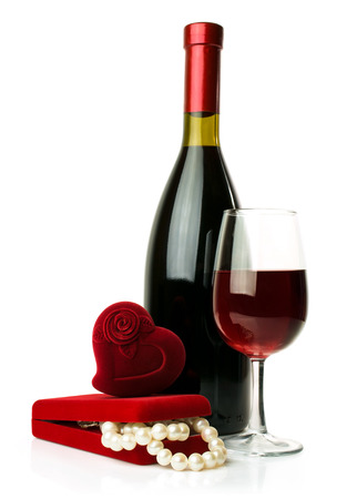 Red wine and pearlsの写真素材