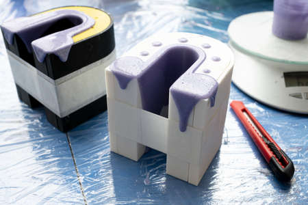 Silicone and the mold are ready to use