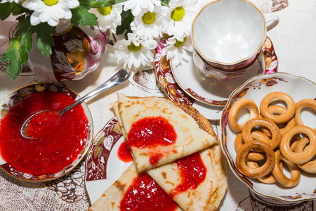 Pancakes with fresh strawberry jam for Breakfastの写真素材
