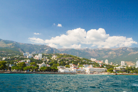 Yalta, Crimea, Russia, September 3, 2015. Waterfront Black Sea city of Yalta in Crimeaのeditorial素材