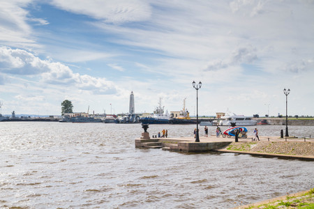 Kronshtadt, Saint-Petersburg, Russia, August 27, 2016. Pier at the Gulf of Finland in Kronstadt in the summer.のeditorial素材