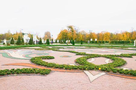 Lomonosov, Saint-Petersburg, Russia, October 2, 2016. Beautiful autumn Bottom Park in Lomonosovのeditorial素材