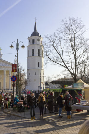 VILNIUS, LITHUANIA - FEBRUARY 14, 2015: Fair and festival are devoted to the termination of winter. Thousands of people buy souvenirs and gifts.のeditorial素材