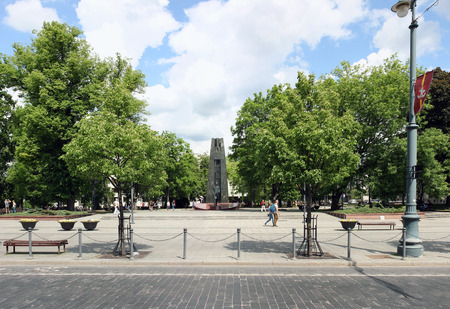 VILNIUS, LITHUANIA - MAY 29, 2016: The monument to the famous Lithuanian poet of Vincas Kudirka is in the square on the avenue of a name of the prince Gediminas. Kudirka - author of words of the anthem of Lithuaniaのeditorial素材