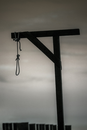Gallows at dusk.の写真素材