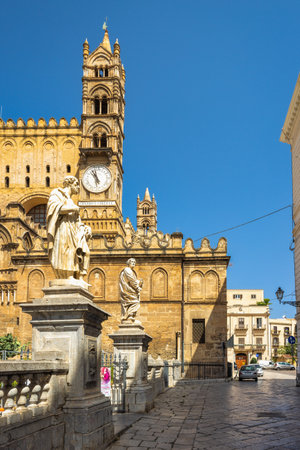 PALERMO, ITALY - JULY 18, 2023: Palermo Cathedral, a major landmark and tourist attraction in the capital of Sicily.のeditorial素材