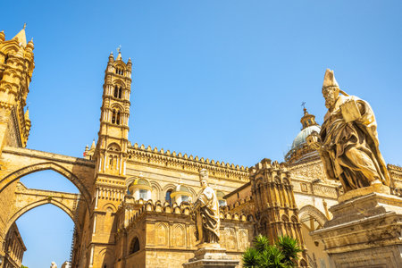 PALERMO, ITALY - JULY 18, 2023: Palermo Cathedral, a major landmark and tourist attraction in the capital of Sicily.のeditorial素材