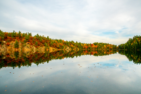 GATENAU, QUEBEC / CANADA - OCTOBER 21 2017: AUTUMN VIEW ON OTTAWA VALUEのeditorial素材