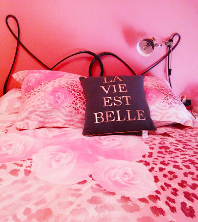 Bedroom decoration in pinkの写真素材