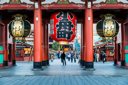 The Hozomon gate of Sensoji Temple in Tokyo, Japan, during New Year celebrations. The temple is the oldest in Tokyo and one of its most significant landmarks.のeditorial素材