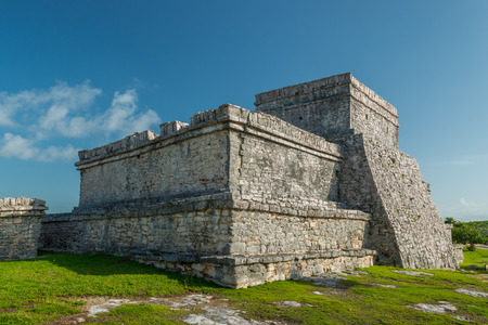 El Castillo, the central piece of the ancient Mayan ruins at Tulum, Mexico.の写真素材