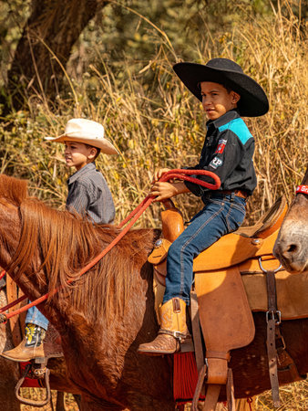 Apore, Goias, Brazil - 05 07 2023: Horseback riding event open to the public on public roads in the Brazilian city of Aporeのeditorial素材