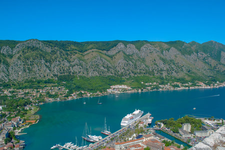 montenegro  sea water travel buildings house  treeの写真素材