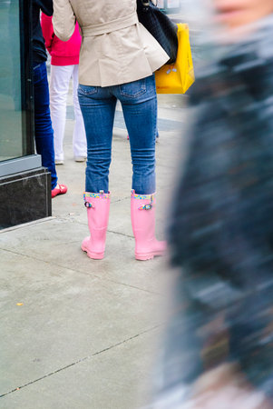 New York, New York, USA - October 25, 2008: Pedestrians on damp morning on New York City street cornerのeditorial素材