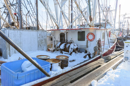 New Bedford, Massachusetts, USA - March 15, 2018: Fishing vessel Isabella Rose coated with snow from late winter nor'easterのeditorial素材