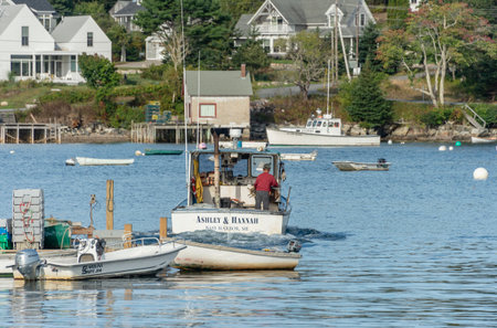 Bass Harbor, Maine, USA - September 21, 2018: Lobster boat Ashley & Hannah leaving dock in Bass Harborのeditorial素材