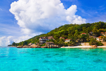 Hotel at tropical beach - vacation backgroundのeditorial素材