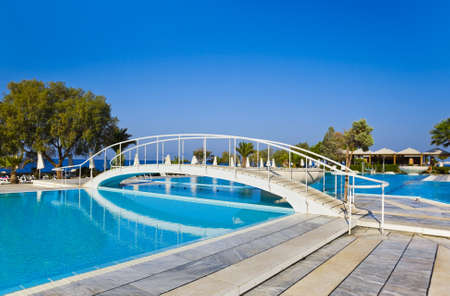 Water pool and bridge - vacation backgroundのeditorial素材