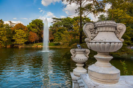 Fountain and pond near Crystal Palace - Madrid Spainの写真素材