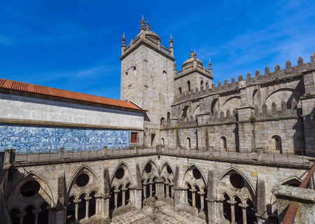 Cathedral in Porto old town - Portugalの写真素材