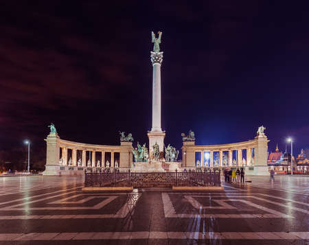 Heroes Square monument in Budapest Hungary - cityscape architecture backgroundの写真素材