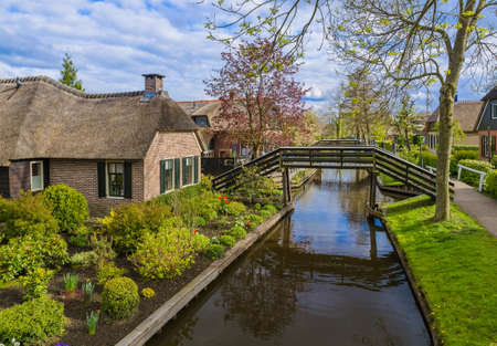 Typical dutch village Giethoorn in Netherlands - architecture backgroundのeditorial素材
