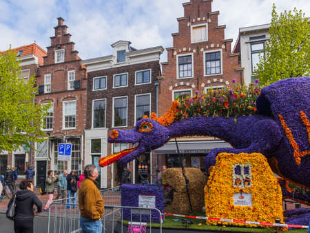 HAARLEM NETHERLANDS - APRIL 23, 2017: Statue made of tulips at flowers parade on April 23, 2017 in Haarlem Netherlands.のeditorial素材