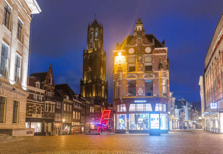 UTRECHT NETHERLANDS - APRIL 24, 2017: Central district on April 24, 2017 in Utrecht Netherlands.のeditorial素材