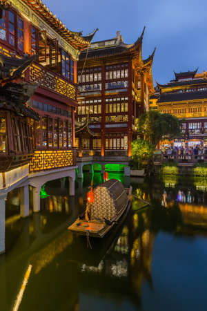 Shanghai, China - May 22, 2018: Old street near Yuyuan garden (Garden of Happiness) in center of Shanghai.のeditorial素材
