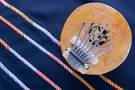 Coconut Kalimba Thumb Piano refers to musical instruments lamellofonの写真素材