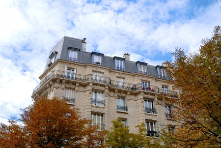 A view of the well-known haussmann style building in Paris  This style of building is the most popular building s style of Paris  のeditorial素材