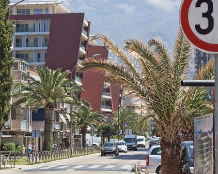 BUDVA, MONTENEGRO - JUNE 27, 2017: On the streets of Budva in the season a large enough movementのeditorial素材