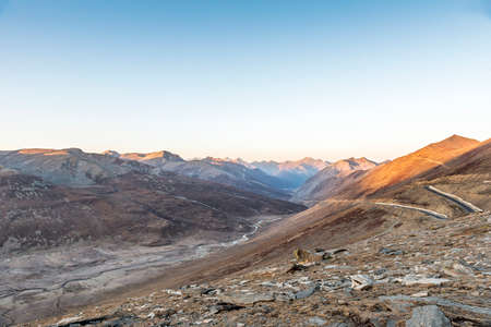 Landscape photography of Babusar Pass before winter season,Khagan Valley,Pakistan. Babusar Pass or Babusar Top is a mountain pass at the north of the 150 km. 93 miles long Kaghan Valley connecting it via the Thak Nala with Chilas on the Karakoram Highway のeditorial素材